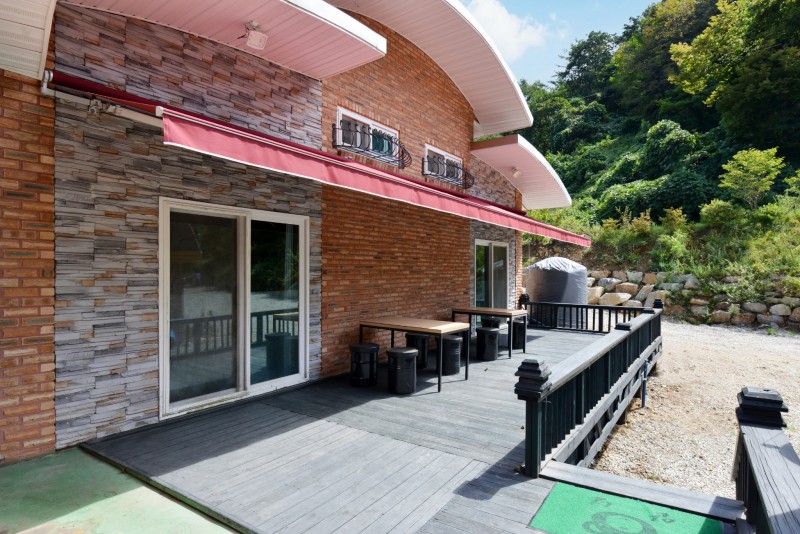 아산 산아름펜션 외관