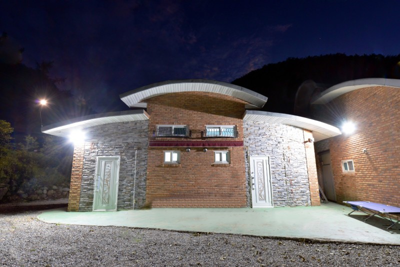아산 산아름펜션 외관