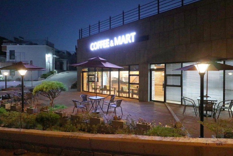 영덕 블루시티펜션 외관