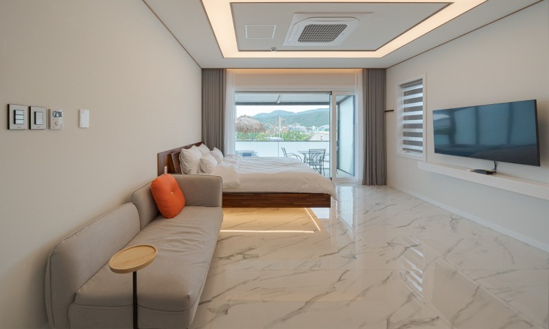 https://yaimg.yanolja.com/v5/2024/10/26/13/671cf3687cfdb8.04528553.jpg