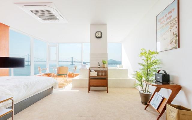 부산 레이지모닝오션뷰펜션