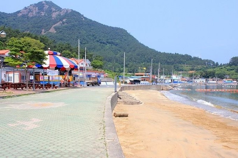 https://yaimg.yanolja.com/v5/2024/11/09/09/672f24964f0792.06722835.jpg