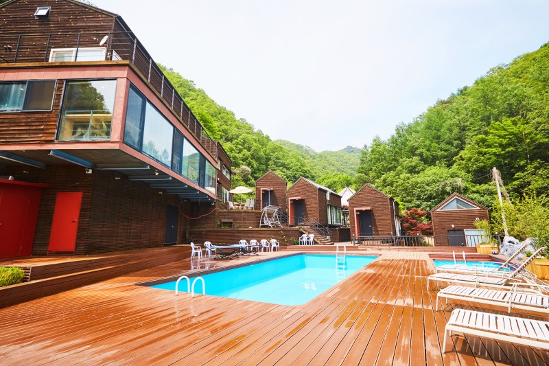 홍천 위드엘펜션(비발디인근,글램핑) 수영장