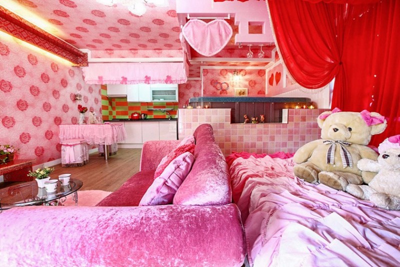 room detail thumbnail 2