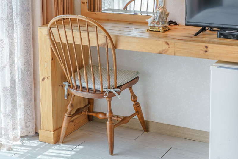 room detail thumbnail 2