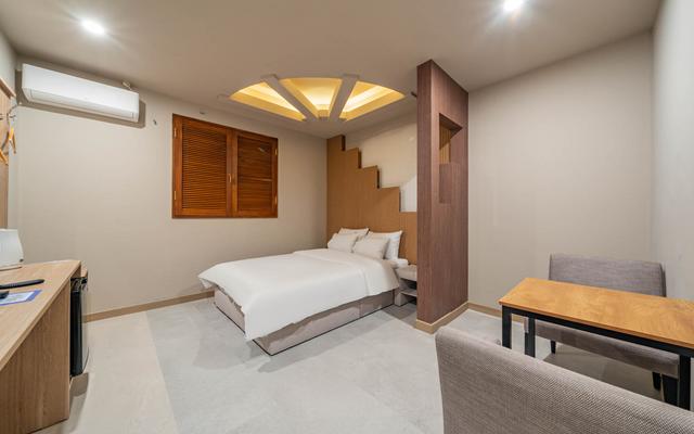 계룡 Hotel STAY 318