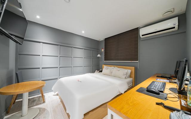 성남 HOTEL 오일 莊