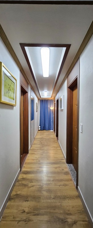 https://yaimg.yanolja.com/v5/2024/11/21/11/673f1f1f7e8d85.86758096.jpg