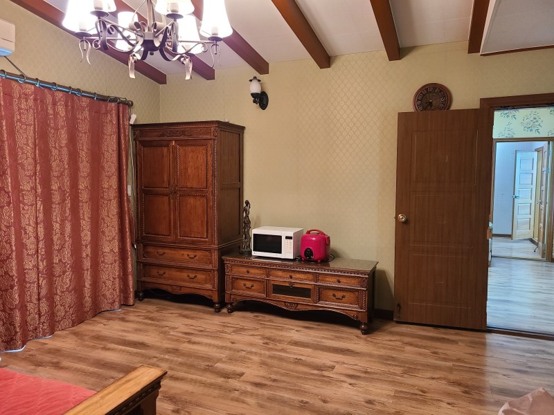 https://yaimg.yanolja.com/v5/2024/11/23/06/674179d31af324.32013525.jpg
