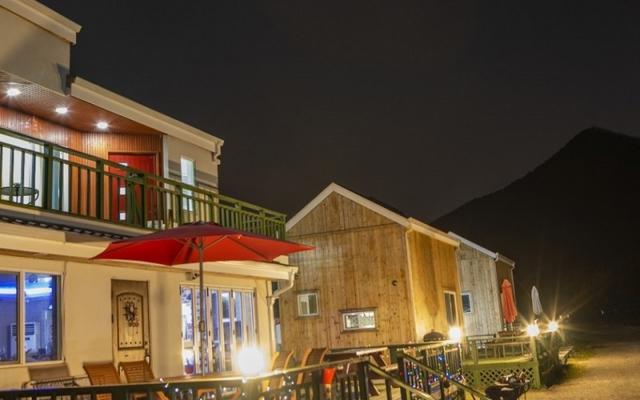 문경 조르바하우스펜션