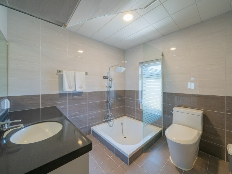 https://yaimg.yanolja.com/v5/2024/11/28/04/6747f563a519e4.93558090.jpg