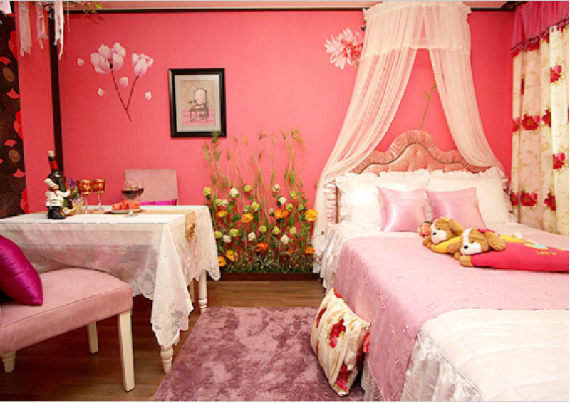 room detail thumbnail 2