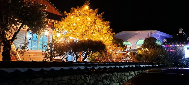 https://yaimg.yanolja.com/v5/2024/11/30/01/674a63ea7cc0e3.75497051.jpg