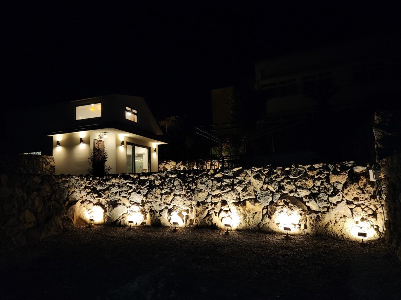 https://yaimg.yanolja.com/v5/2024/12/02/00/674d033f61c418.97720193.jpg