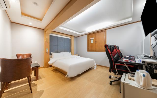 길동 오라 호텔 (Ora Hotel)