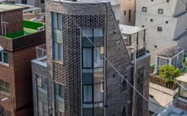 동대문역사문화공원역 더페이즈 동대문점