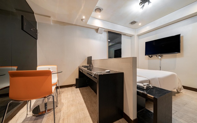 room detail thumbnail 0