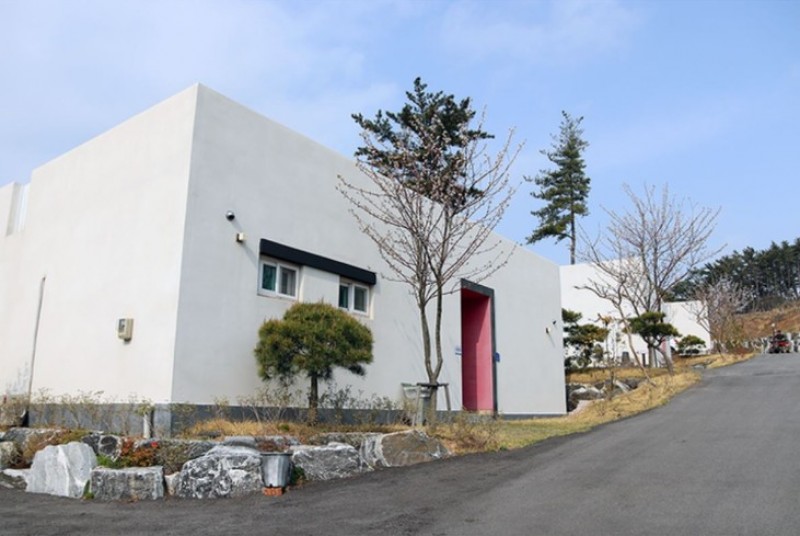태안 SE클럽풀빌라펜션 외관