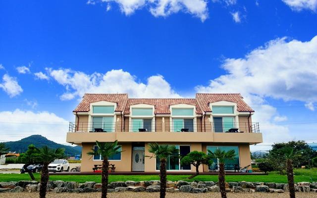 남해 남해에서하루펜션