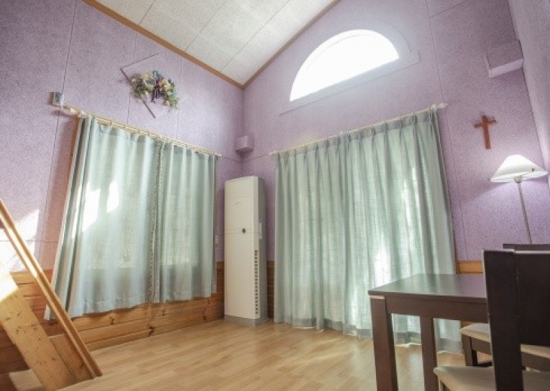 https://yaimg.yanolja.com/v5/2024/12/15/04/675e6160267523.30902538.jpg