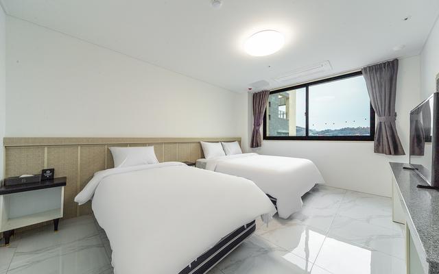 여수 호텔 수(SOO)