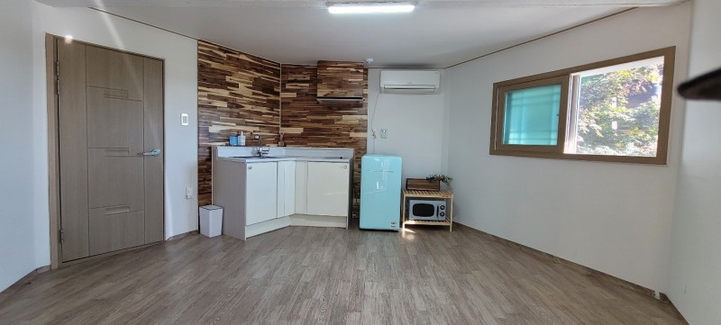 https://yaimg.yanolja.com/v5/2024/12/24/01/676a144ca07210.78925459.jpg