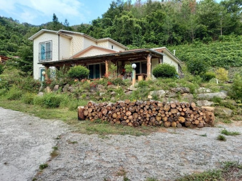 https://yaimg.yanolja.com/v5/2024/12/26/08/676d0ea5e965a3.92036422.jpg