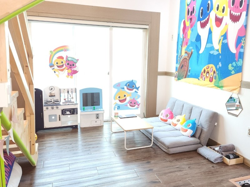 room detail thumbnail 0