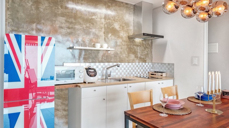 room detail thumbnail 2