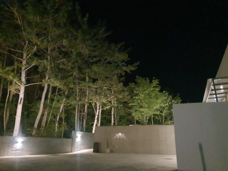 https://yaimg.yanolja.com/v5/2024/12/28/11/676fdcbecbff28.71279520.jpg