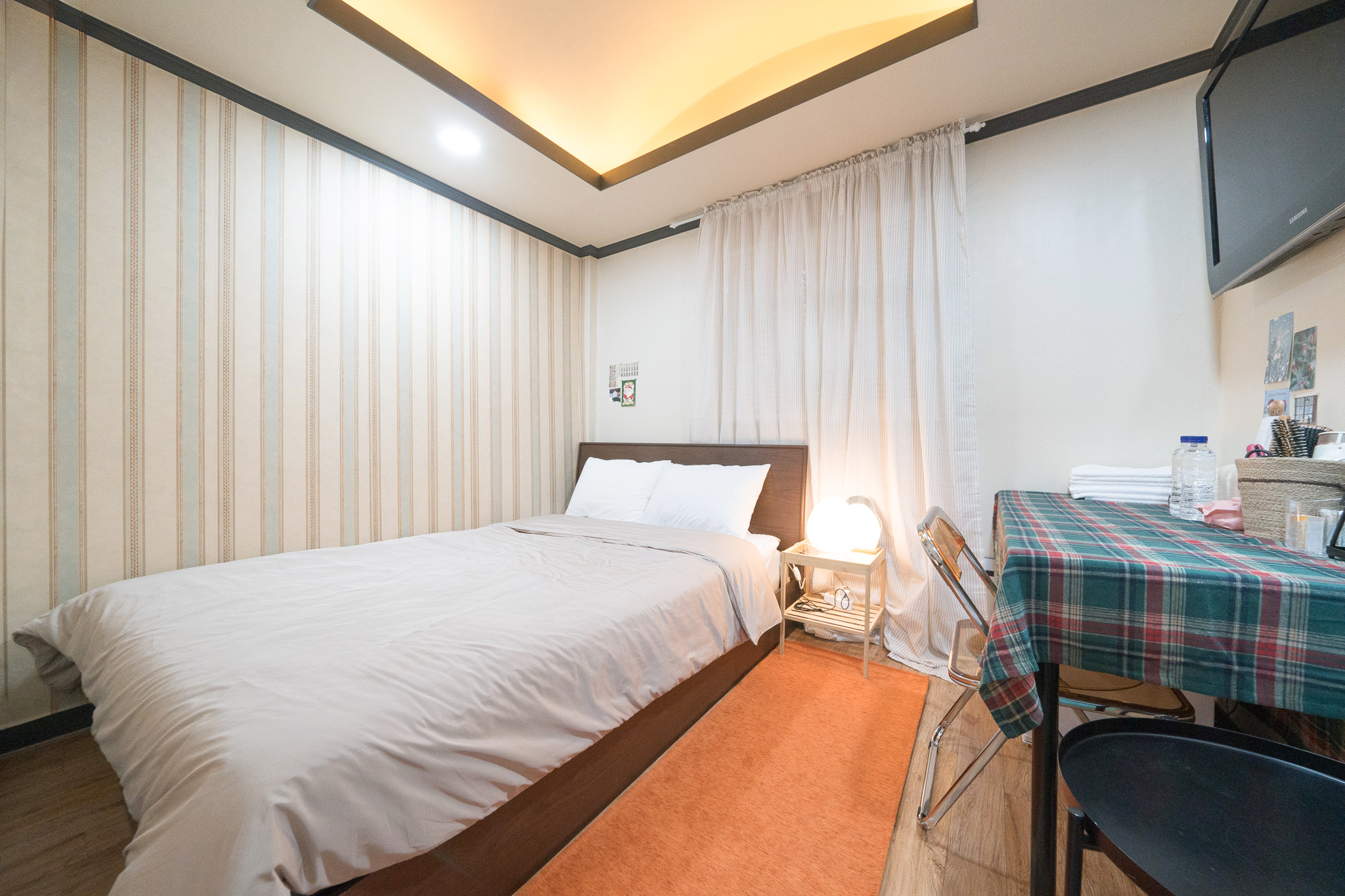 room detail thumbnail 0