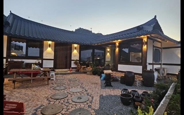 목포 유달산돌담집