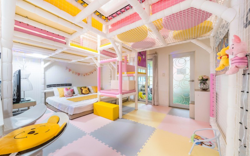 room detail thumbnail 1