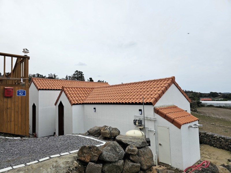 https://yaimg.yanolja.com/v5/2025/01/08/08/677e3e5ddd5f24.22744022.jpg