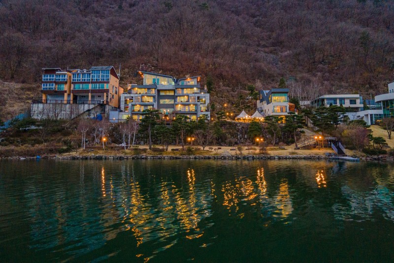 가평 아쿠아비타스파수영장펜션 외관