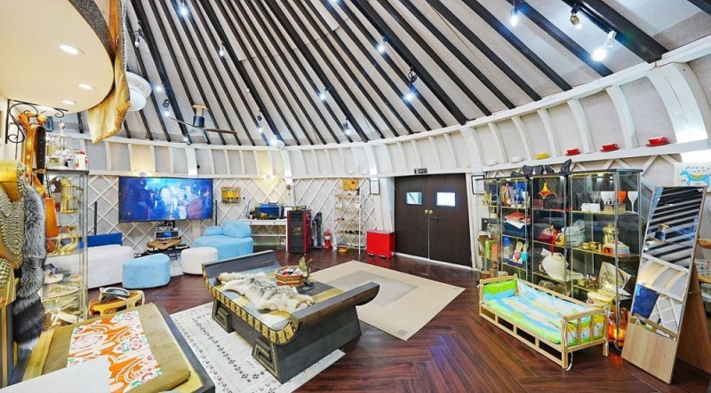 room detail thumbnail 0