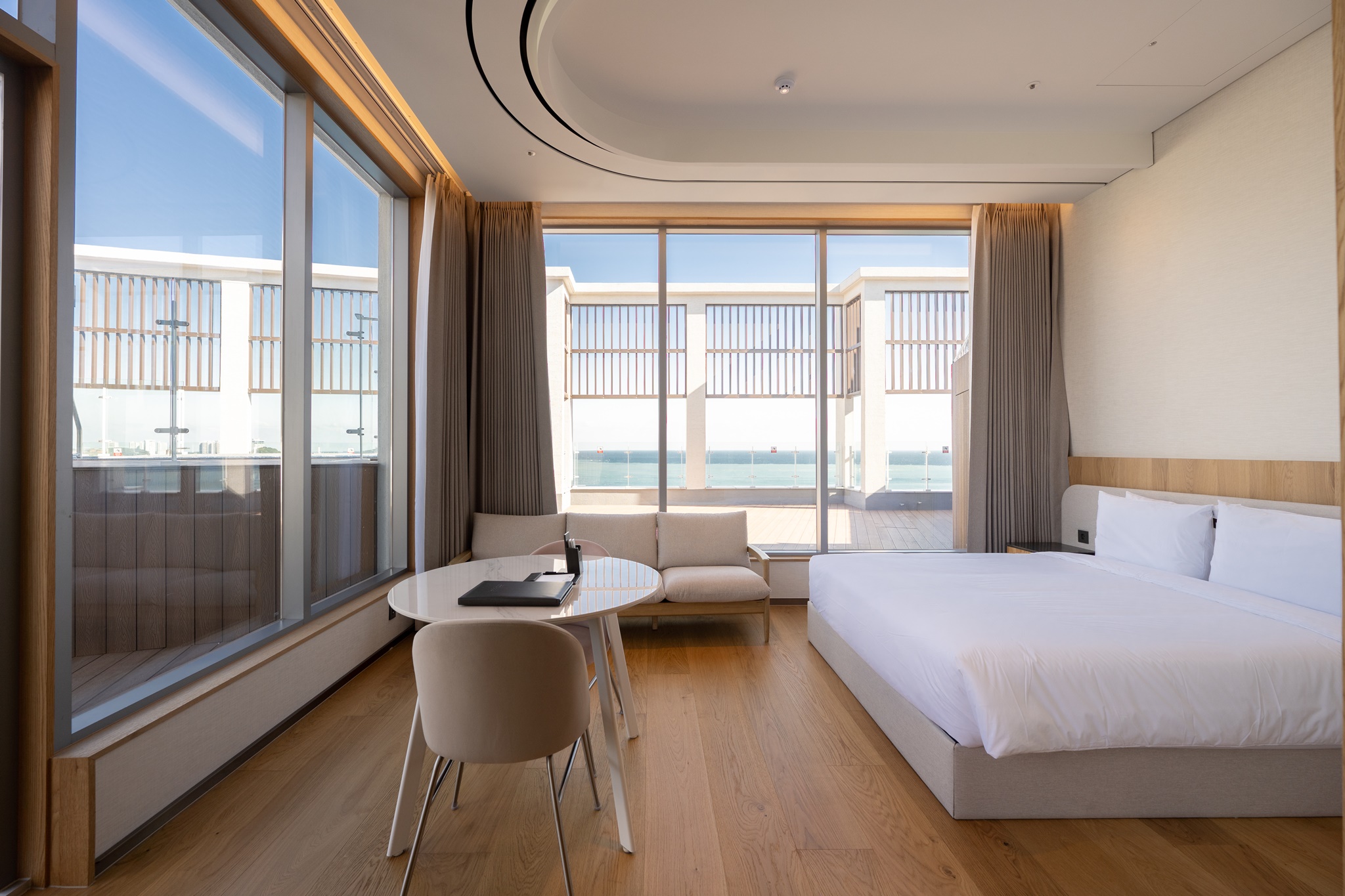 스카이 풀 펜트하우스(침실1, 욕실1, 프라이빗 야외 풀1, 야외 자쿠지1)