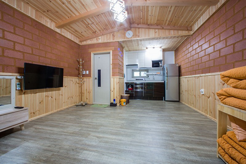 https://yaimg.yanolja.com/v5/2025/01/20/09/678e132e697af9.11539460.jpg