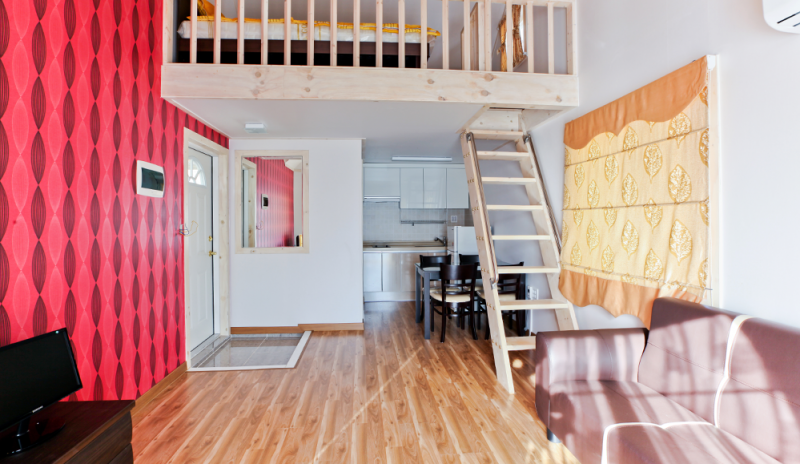 room detail thumbnail 1