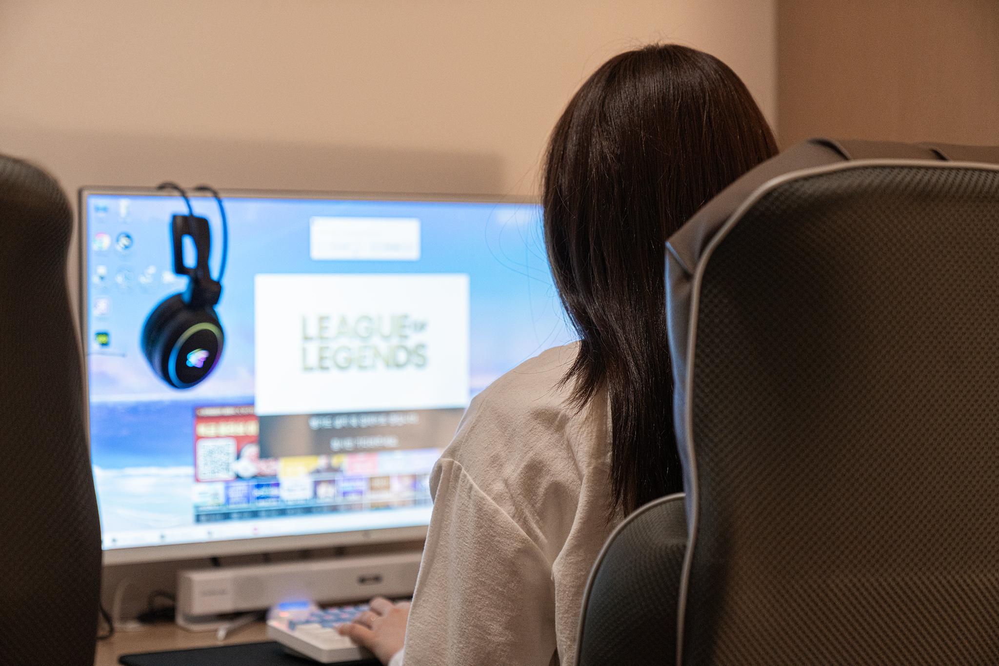 room detail thumbnail 2