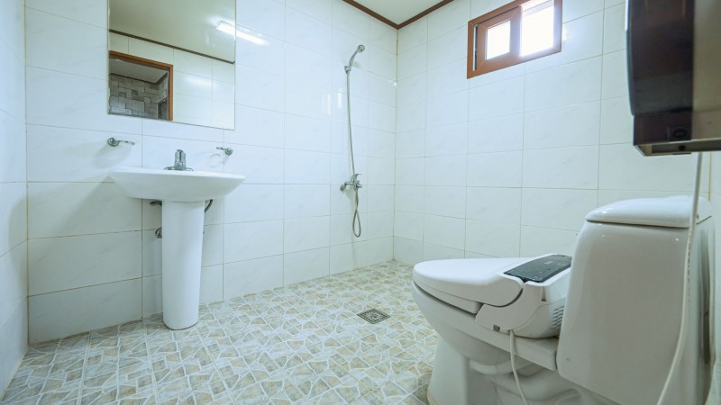 https://yaimg.yanolja.com/v5/2025/02/03/06/67a06310645189.87432365.jpg