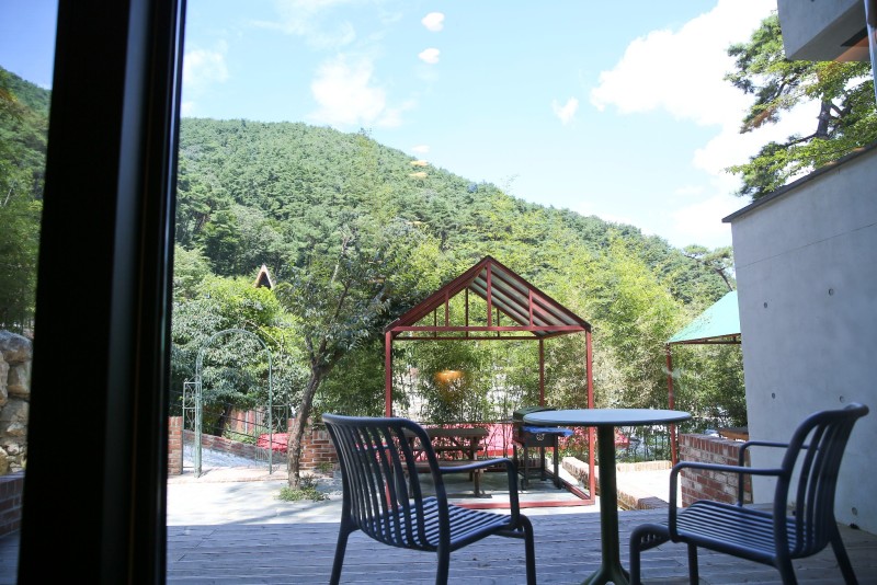 https://yaimg.yanolja.com/v5/2025/02/06/04/67a434f9b7fc25.31561413.jpg