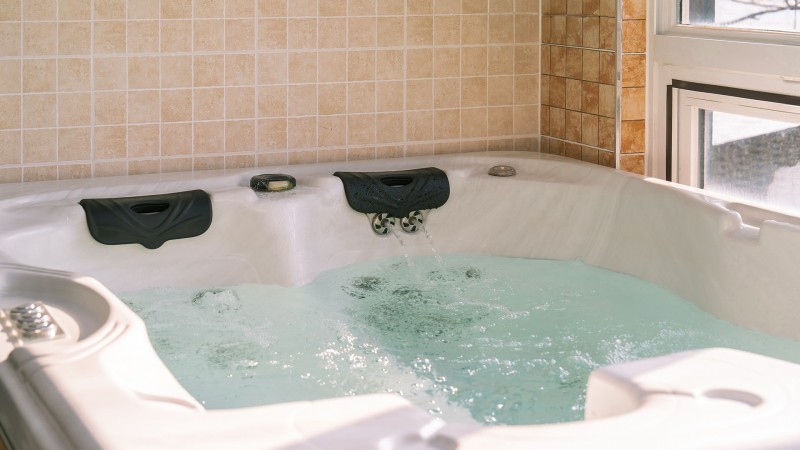 room detail thumbnail 2