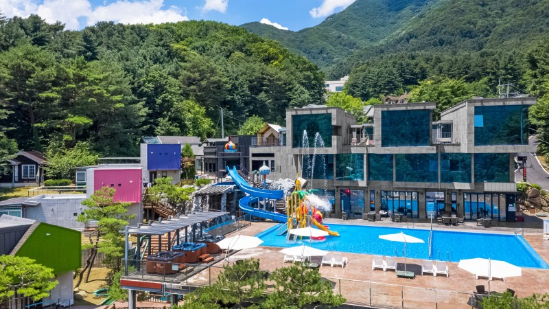 가평 어반힐스풀빌라 수영장