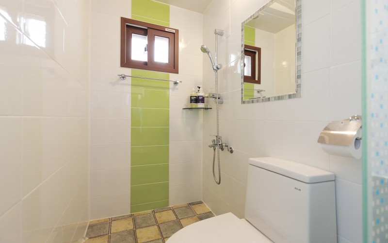 https://yaimg.yanolja.com/v5/2025/02/09/04/67a82a66cc4824.14865346.jpg