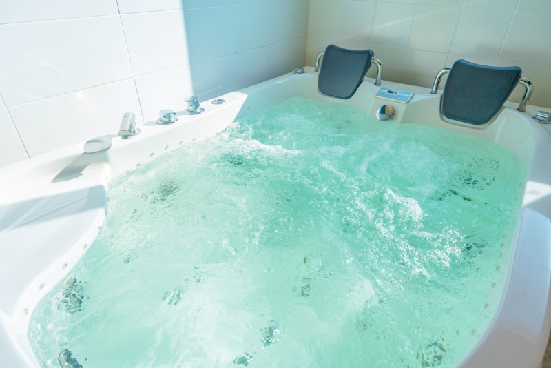 room detail thumbnail 2