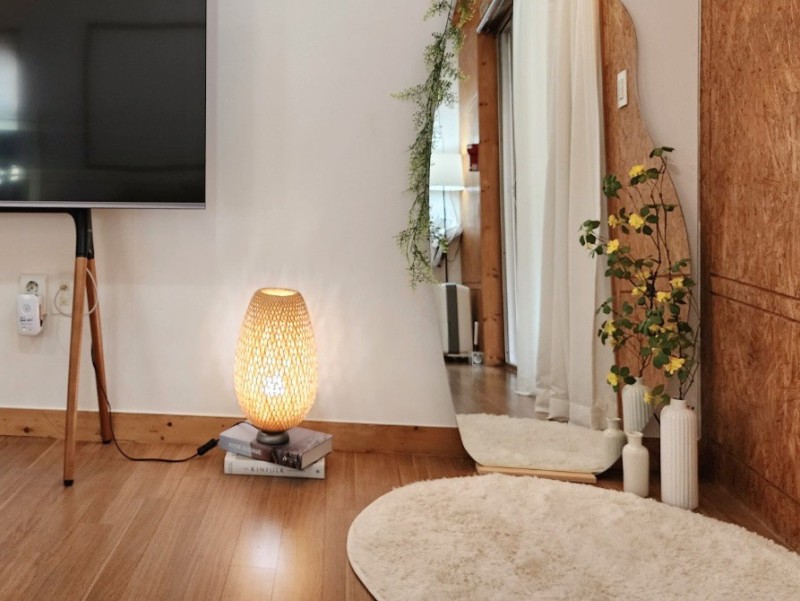 room detail thumbnail 2