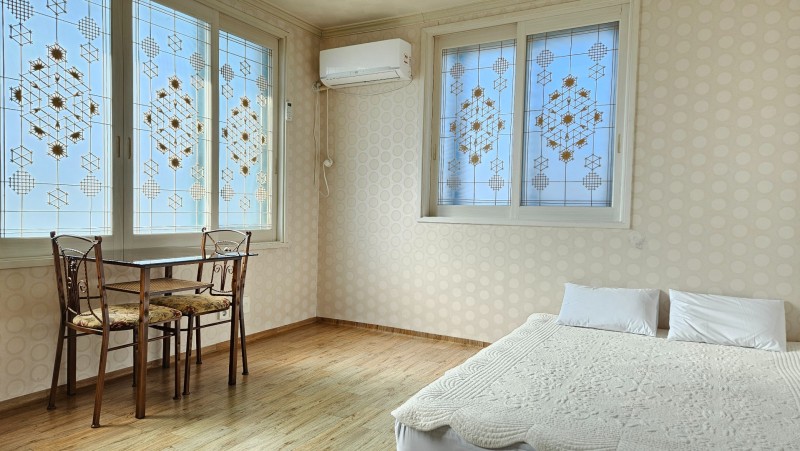 https://yaimg.yanolja.com/v5/2025/02/15/12/67b08ee8316a34.69391205.jpg
