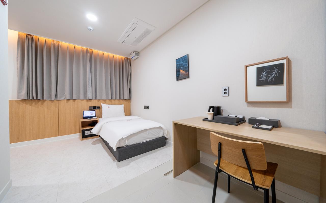 대전 월평 컨티뉴 대전점 모텔 사진, 가격, 위치소개 | NOL