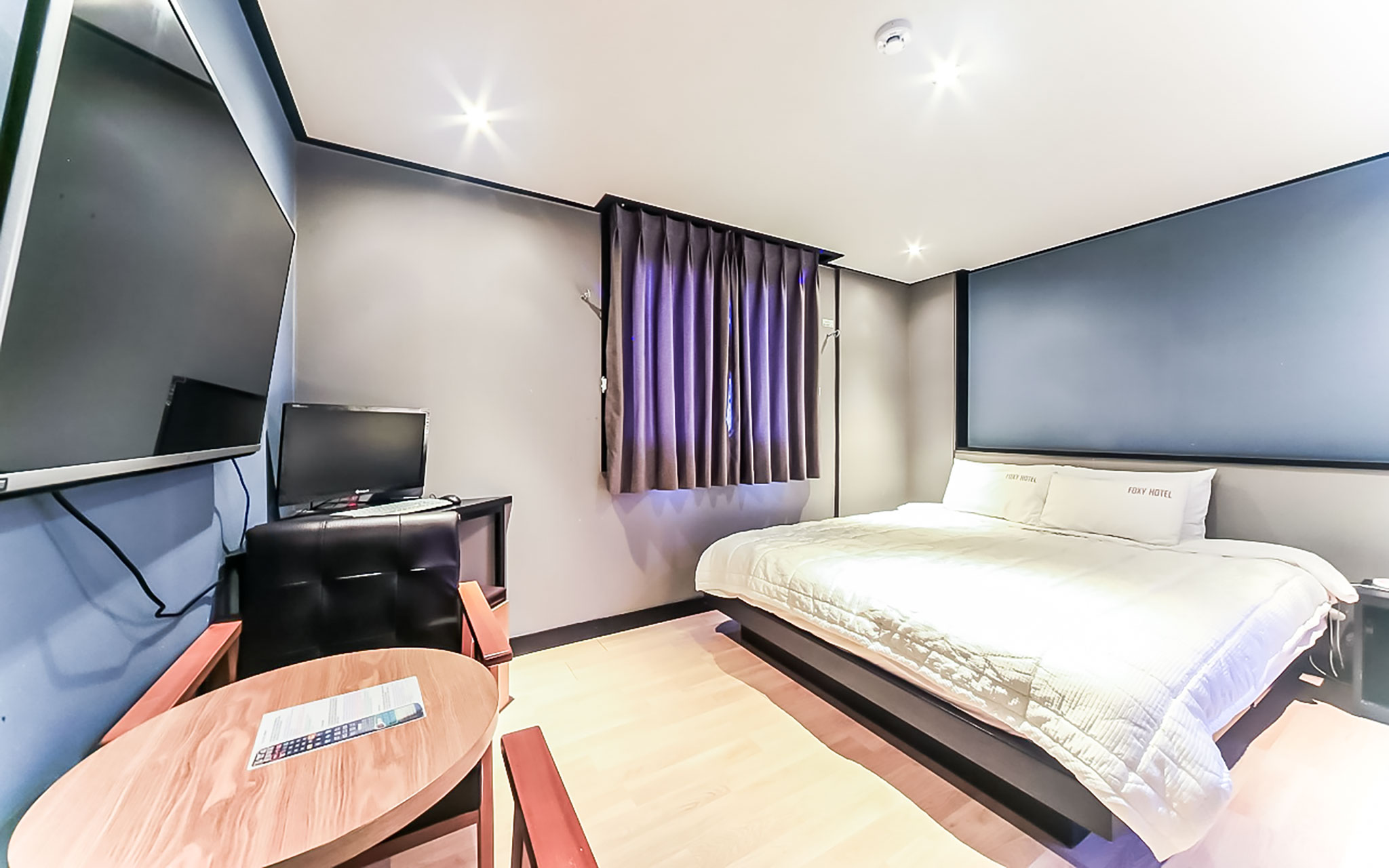 스탠다드 도보특가(주차장 별도 문의)